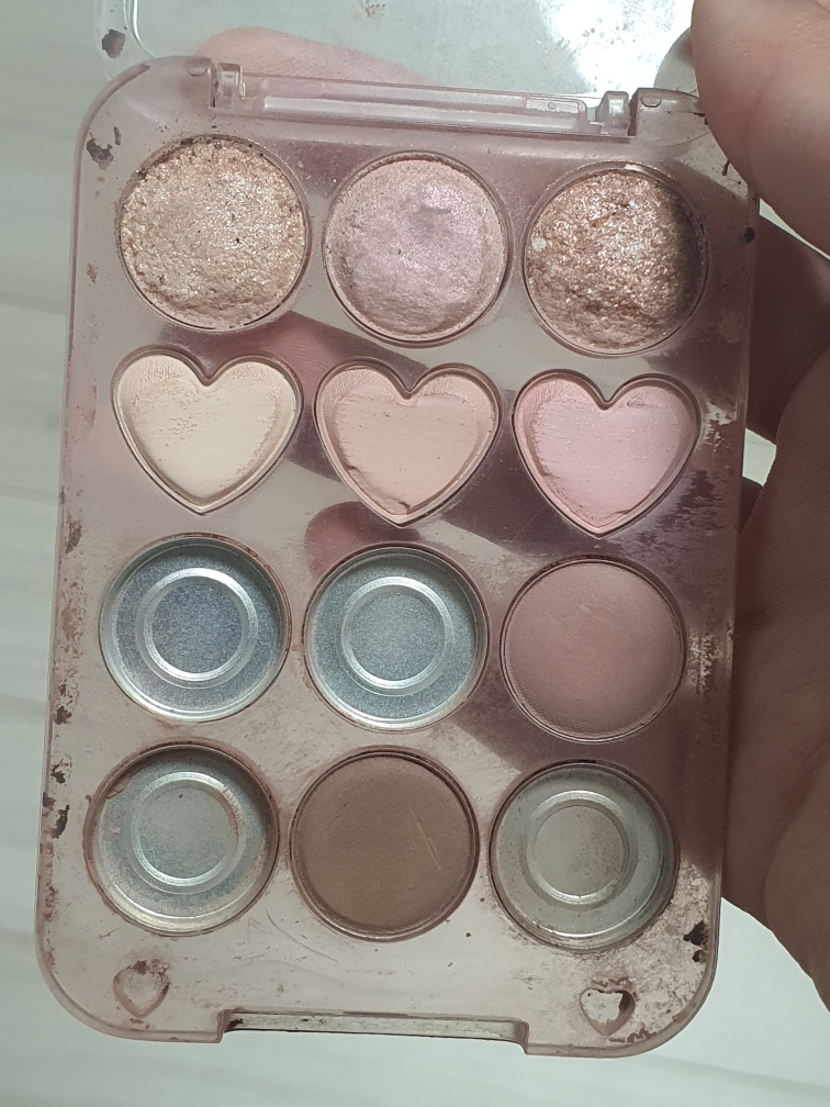 Real user review photo of Pin Point Eyeshadow Palette [02 Pink + Mauve = Love]