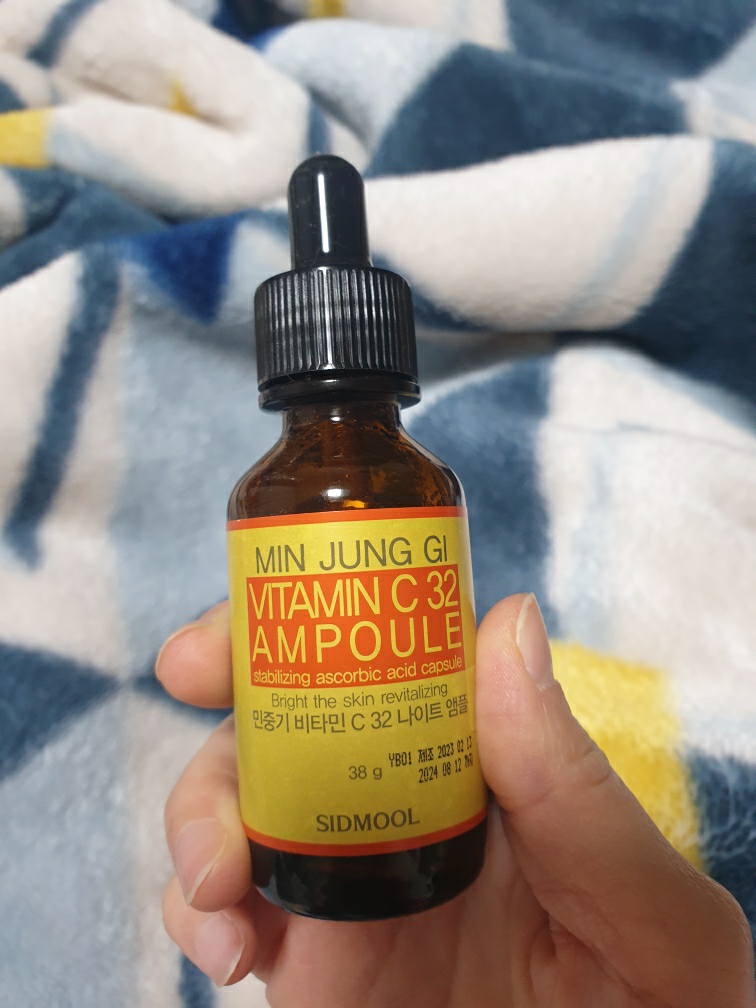 SIDMOOL Minjoonggi Vitamin C 32 Night Ampoule review image