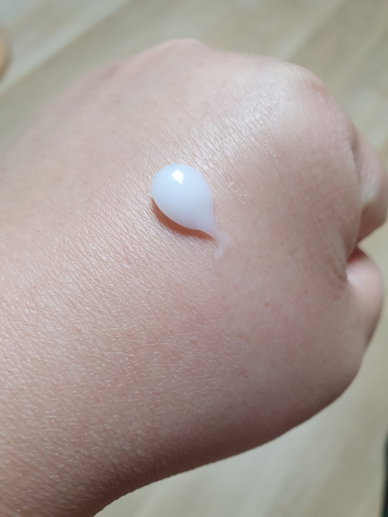 韩律 自然肌肤护理霜 [白菊] common.review image