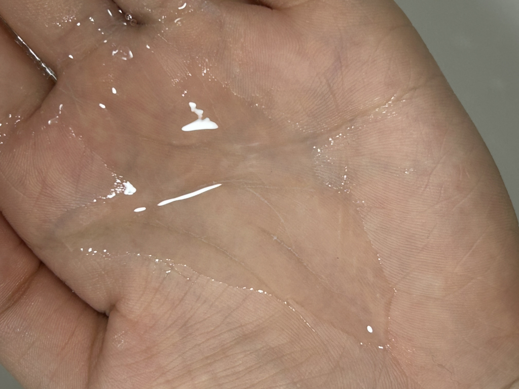 深层清洁卸妆油的真实用户使用照片
