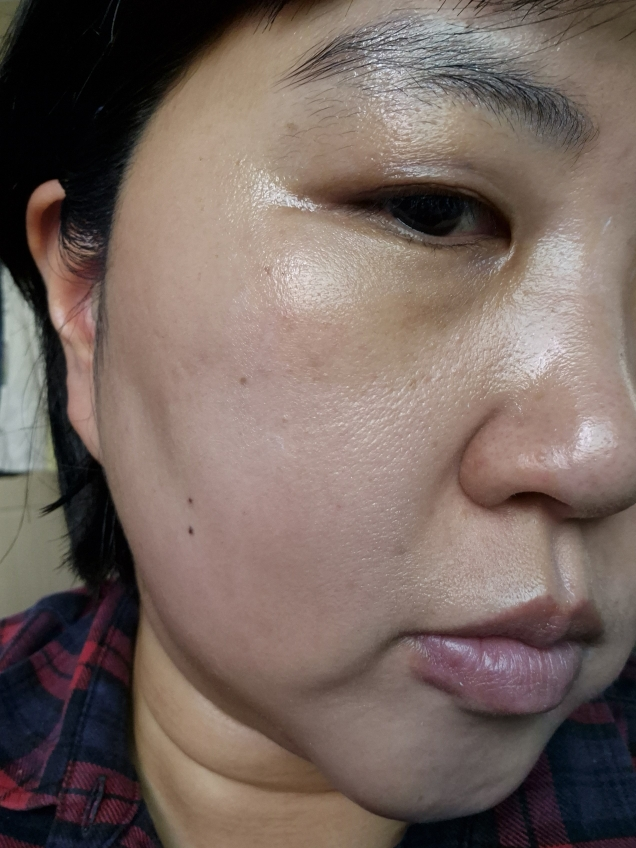 차앤박화장품 (CNPLaboratory) 프로폴리스 앰플 인 커버 쿠션 [SPF50+/PA+++] [23호 내추럴베이지] review image