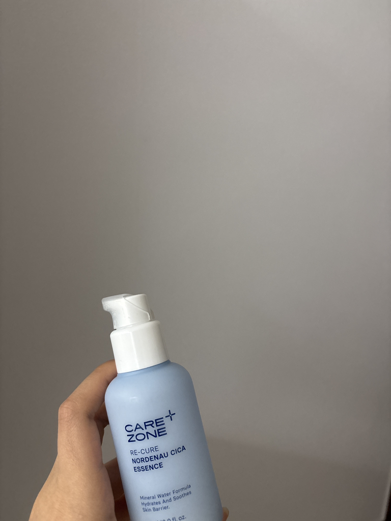 CAREZONE RE-CURE NORDENAU CICA ESSENCE review image