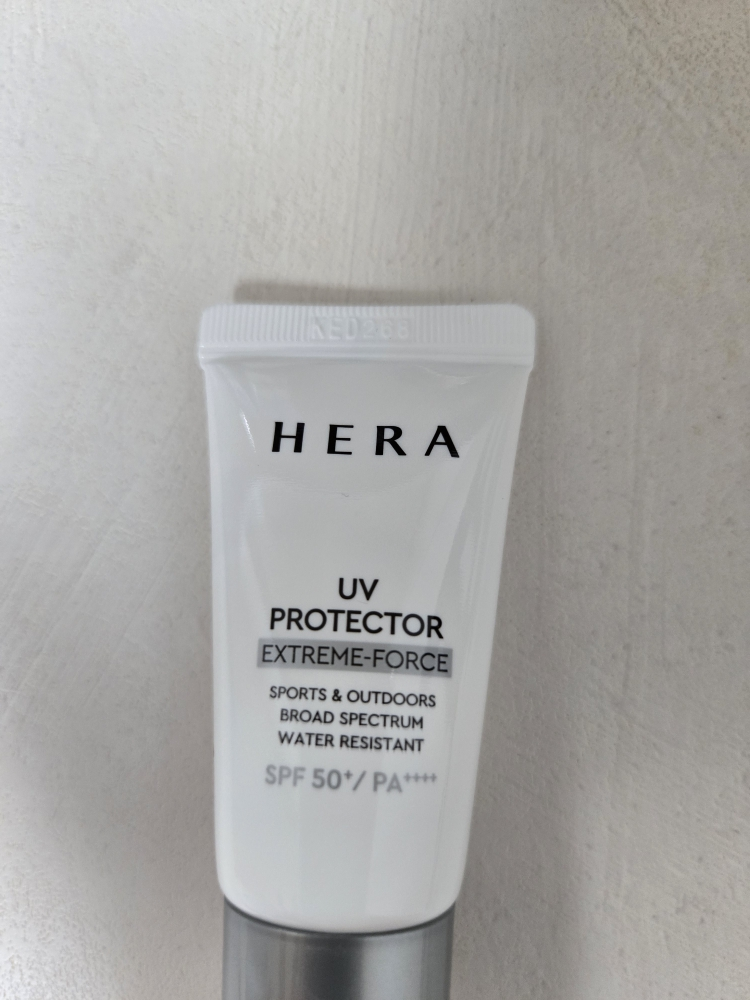 헤라 (HERA) UV프로텍터 익스트림포스 레포츠 [SPF50+/PA++++] review image