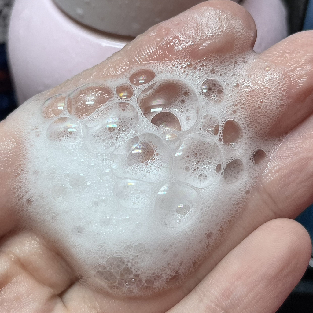아브카 (AVCA) 약산성 케어 퓨어 앤 버블 여성 청결제 review image