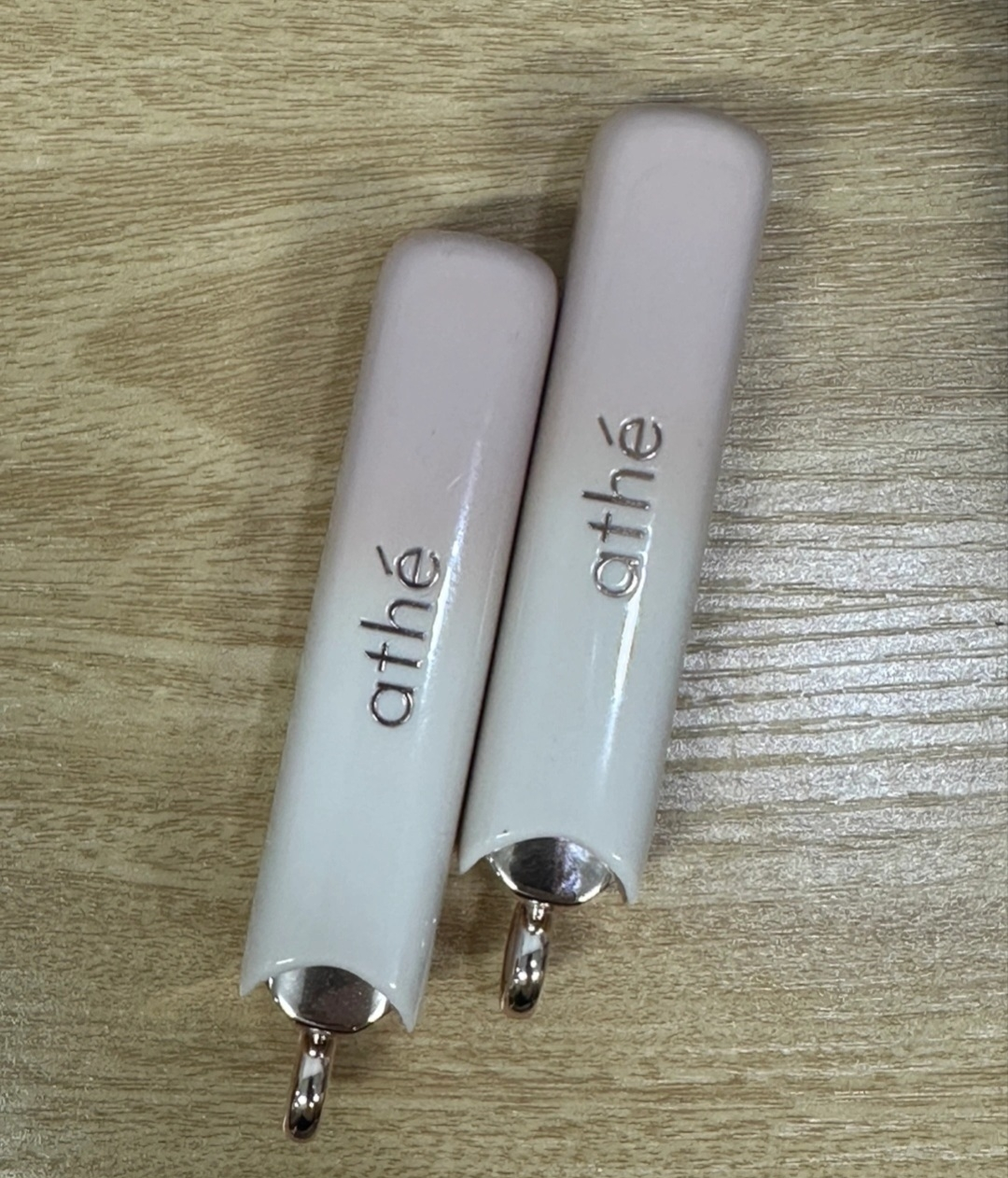 阿特 Ascentic 唇彩膏 [04 Dazzle] （炫彩 04 common.review image