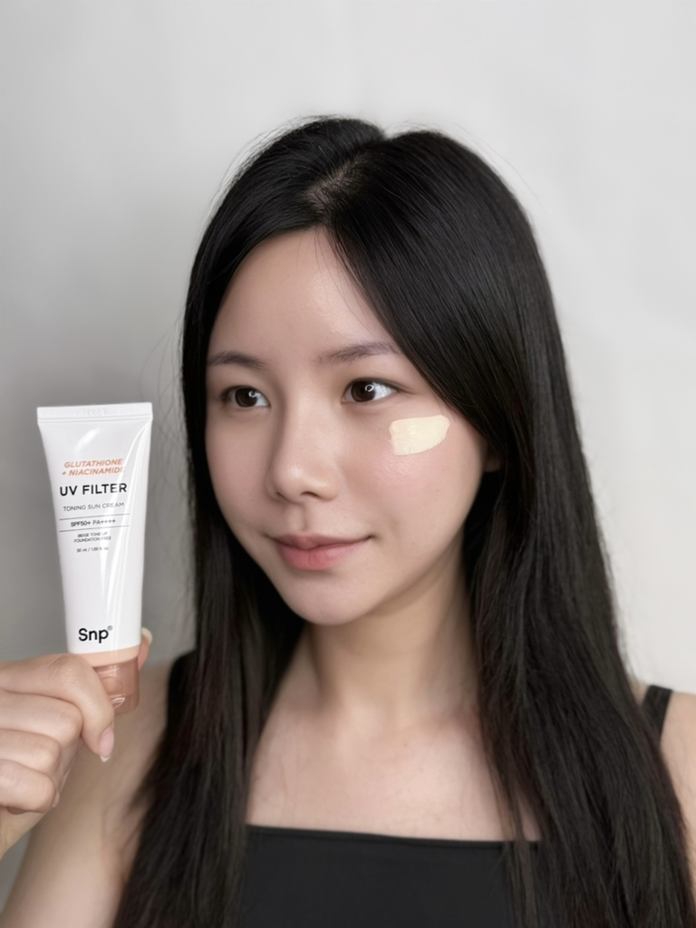 Snp (에스엔피) 글루타치온 나이아신아마이드 UV 필터 토닝 선 크림 [SPF50+/PA++++] review image