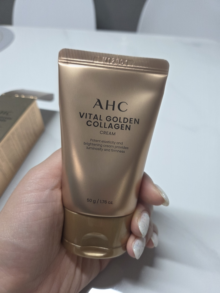 AHC (에이에이치씨) 바이탈 골든 콜라겐 크림 review image