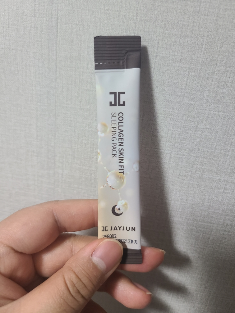 제이준 (JAYJUN) 콜라겐스킨핏슬리핑팩 review image