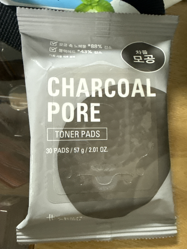 어퓨더퓨어 (A'pieuthepure) 더퓨어 차콜모공패드 review image