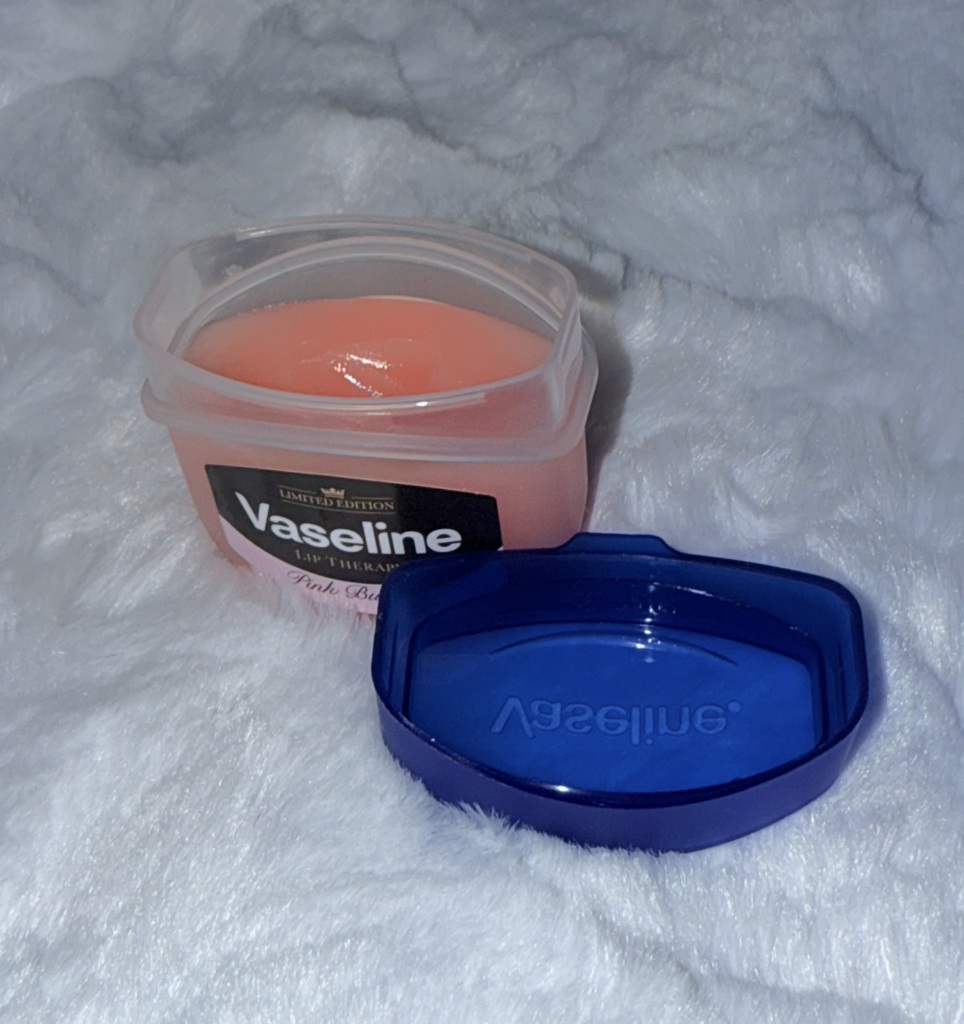 Vaseline Limited Edition Lip Therapy [Pink Bubbly] review image