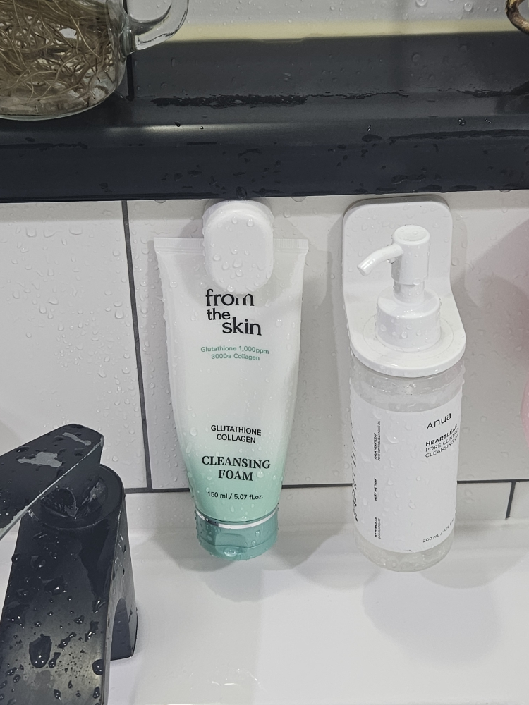 프롬더스킨 (fromtheskin) 글루타치온 콜라겐 클렌징 폼 review image