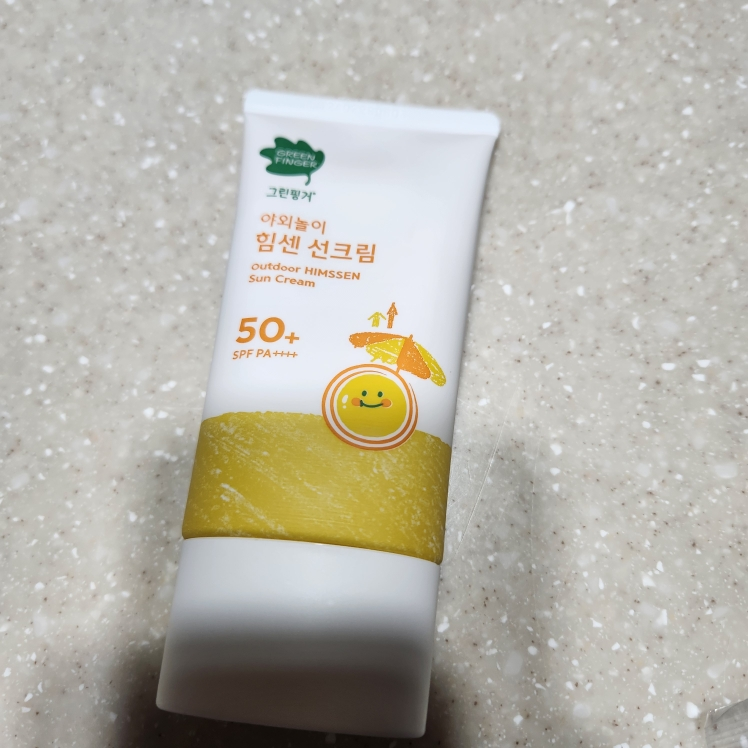그린핑거 (GREENFINGER) 야외놀이 힘센 선크림 [SPF50+/PA++++] review image