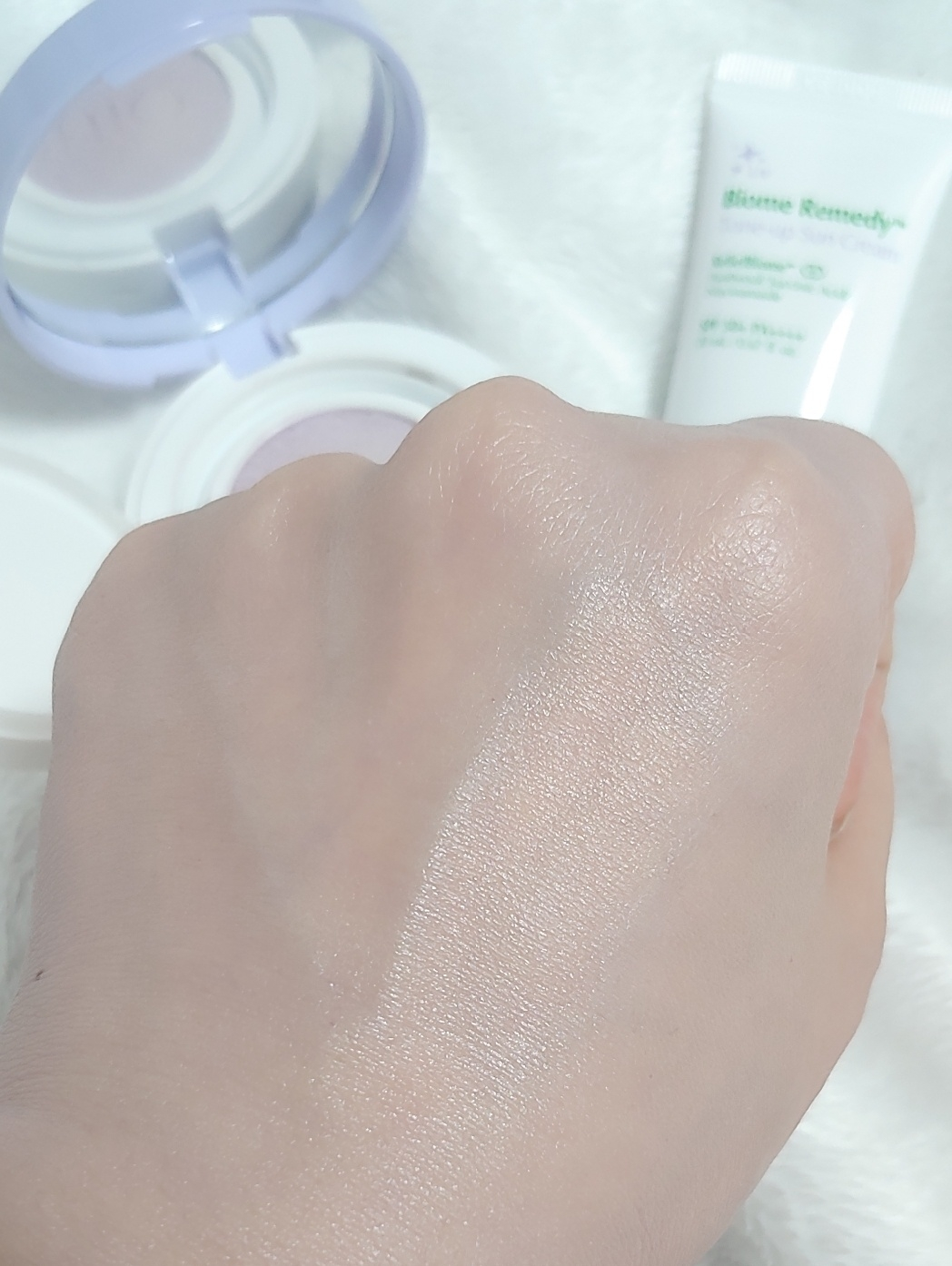 유이크 (UIQ) 바이옴 레미디 미니 톤업 선쿠션 [SPF50+/PA++++] [보라] review image