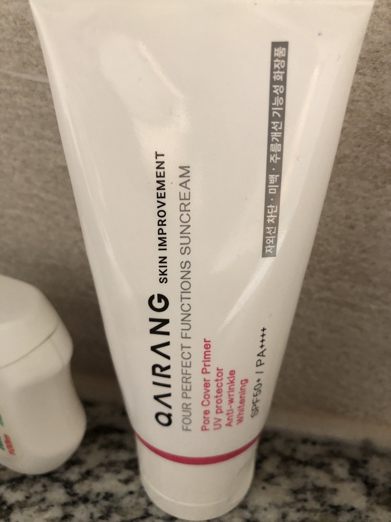 가이랑 (QAIRANG) 포어 퍼펙트 펑션즈 선크림 [SPF50+/PA++++] review image