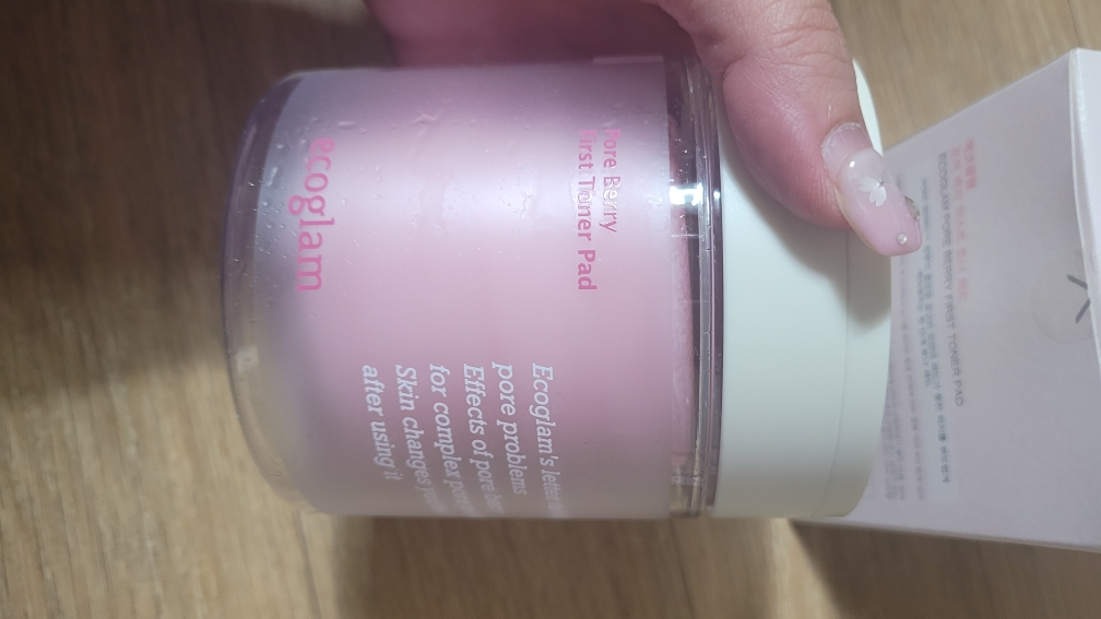 에코글램 (ecoglam) 포어 베리 퍼스트 토너 패드 review image