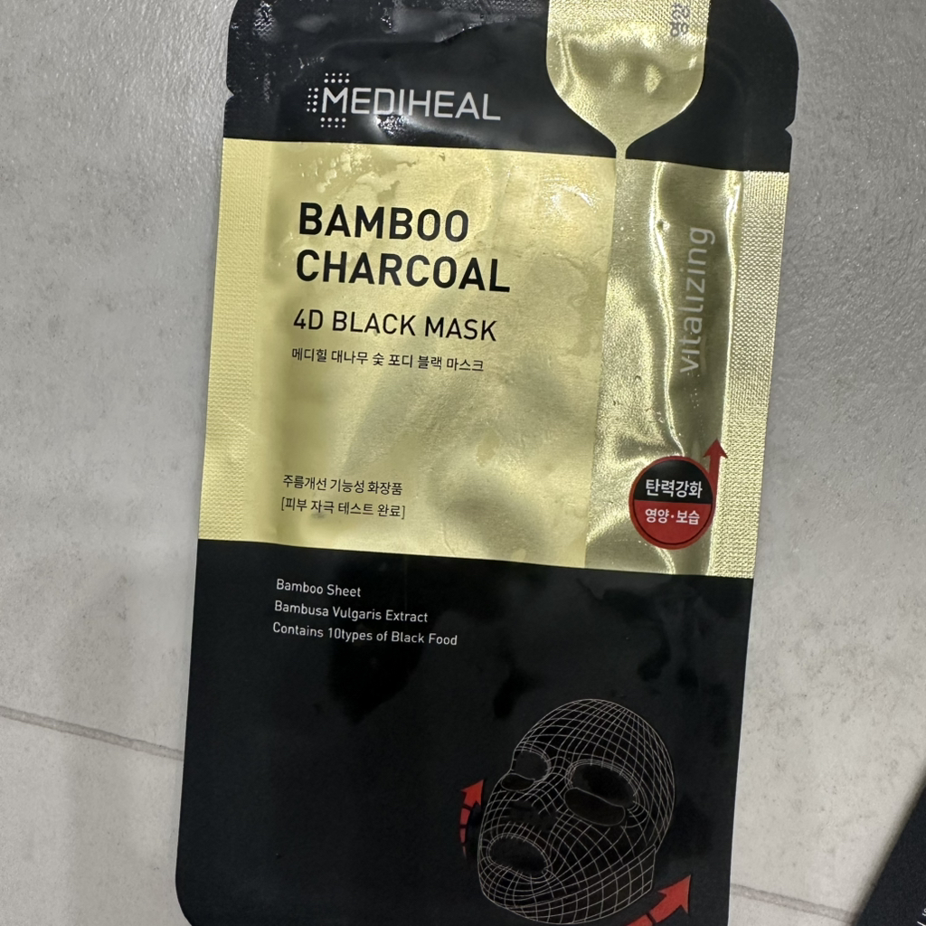 MEDIHEAL BAMBOO CHARCOAL 4D BLACK MASK review image