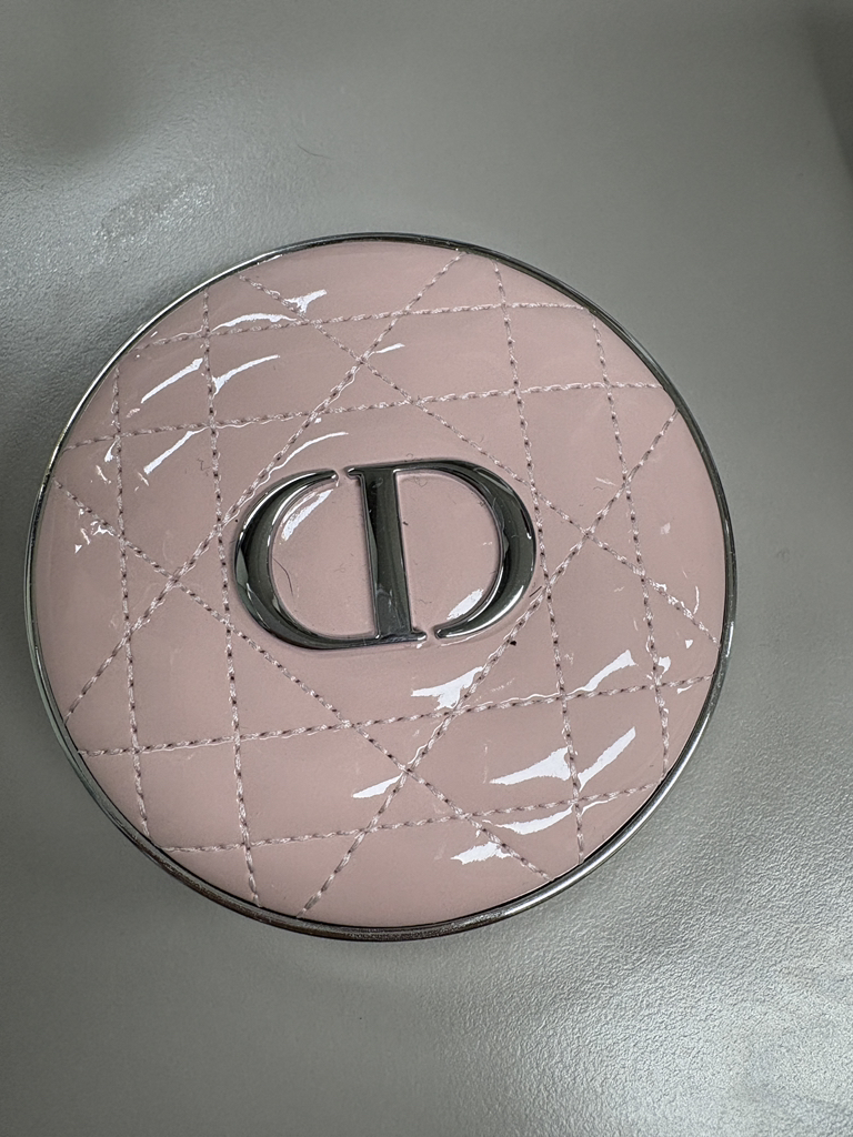 Dior 永恒水光网状气垫混合和匹配 [SPF50+/PA+++] [00N 中性] common.review image