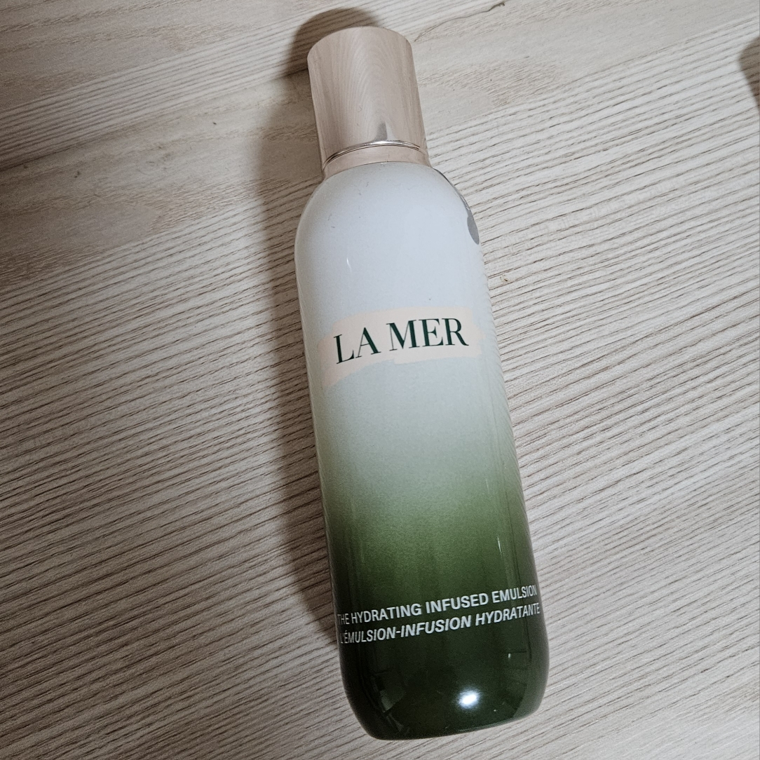 라메르 (Lamer) 하이드레이팅 인퓨즈드 에멀전 review image