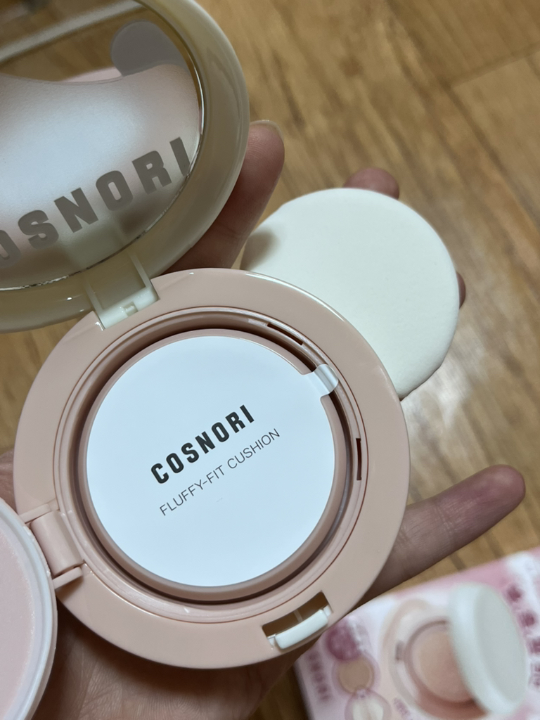 코스노리 (COSNORI) 플러핏 라이트매트 쿠션 [SPF50+/PA+++] [00 페어라이트] review image