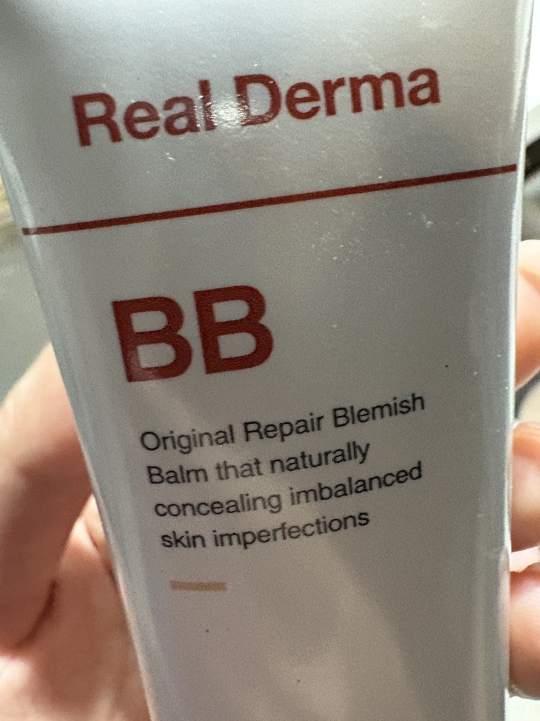 RealDerma 专业 B5 修护 BB 霜 common.review image