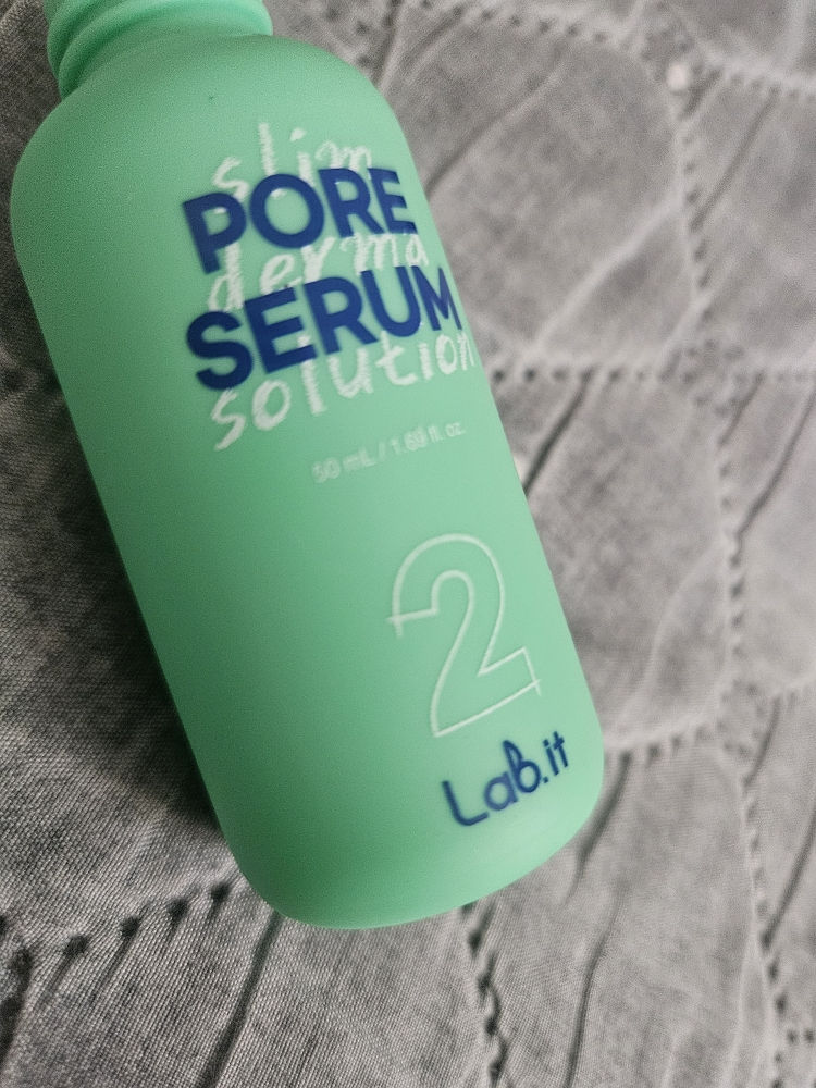 护肤精华的真实用户使用照片