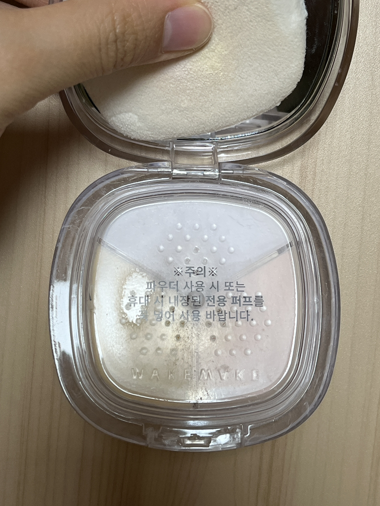 wakemake 定型喷雾多色粉底 [02 浅肤色] common.review image