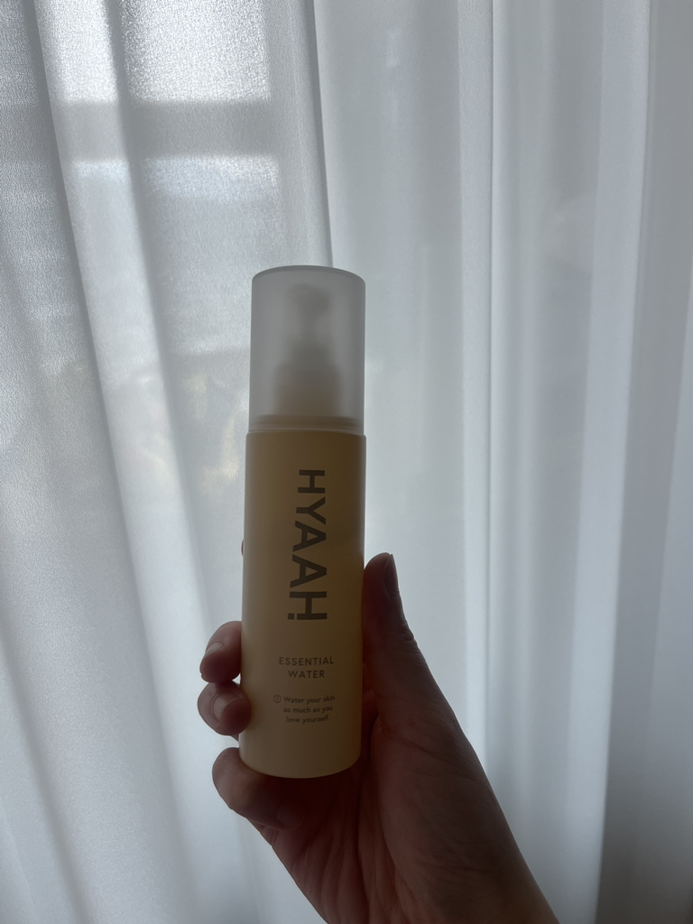 히야 (HYAAH) 올데이 에센셜 워터 review image