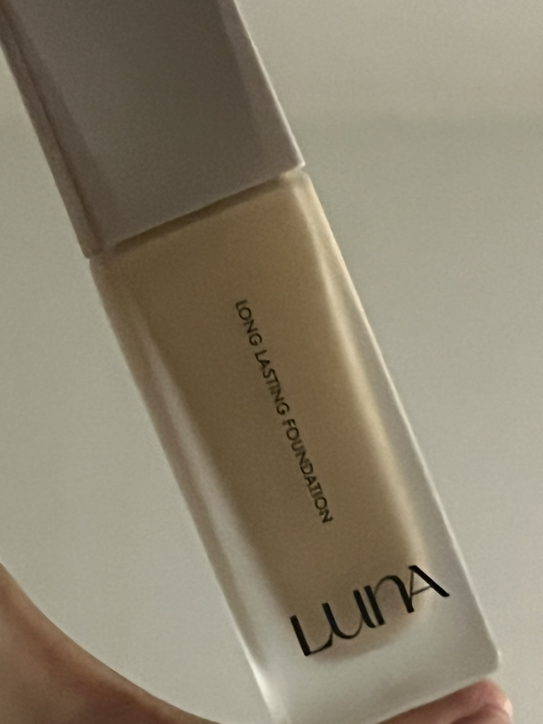 LUNA LONG LASTING FOUNDATION [SPF35/PA++] [No.21 Vanilla] review image