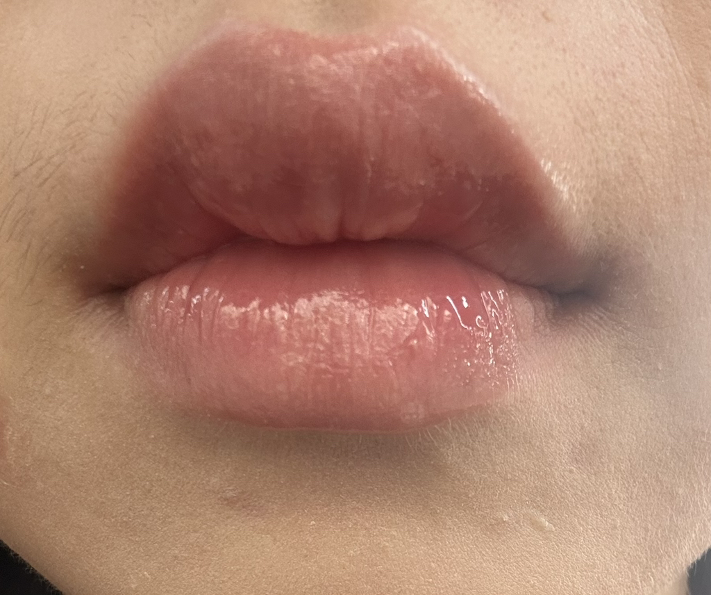 HOURGLASS PHANTOM VOLUMIZING GLOSSY BALM [120 DESIRE] review image