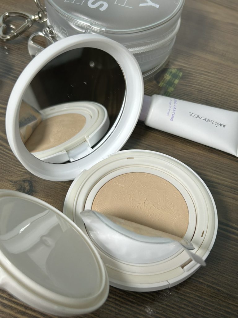 정샘물뷰티 (JUNGSAEMMOOL) 프로래스팅 결핏 메쉬 쿠션 [SPF50+/PA+++] [22 라이트] review image