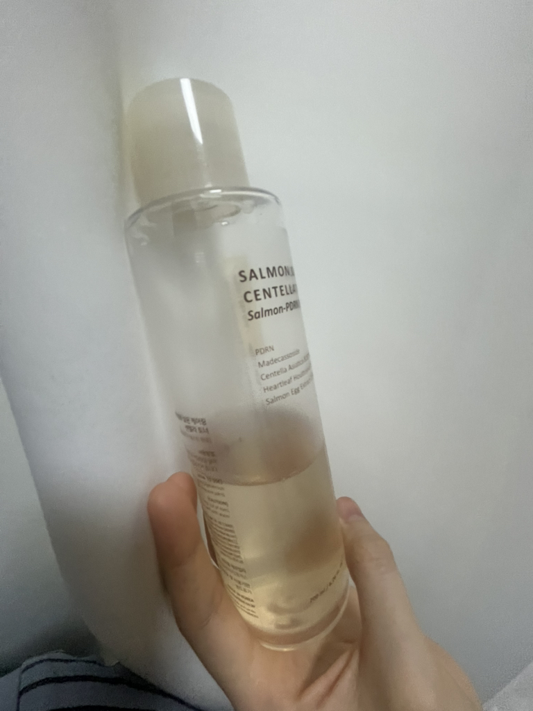 三文鱼修护芝麻叶爽肤水的真实用户使用照片