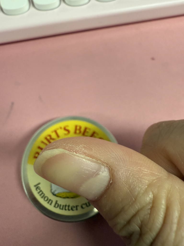 버츠비 (BURT'SBEES) 레몬 버터 큐티클 크림 review image