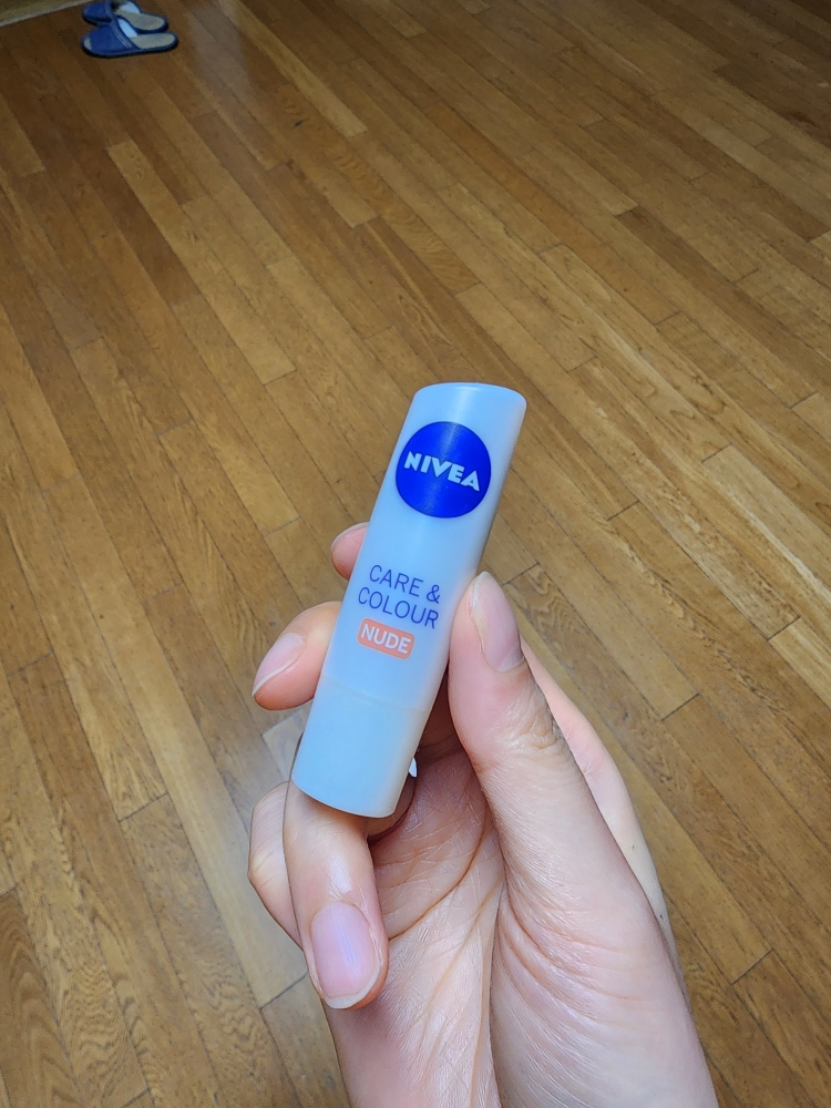 니베아 (NIVEA) 케어 앤 컬러 [누드] review image