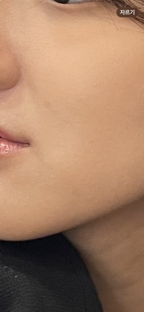 헤라 (HERA) 실키 스테이 24H 롱웨어 파운데이션 [SPF20/PA++] [23N1 베이지] review image