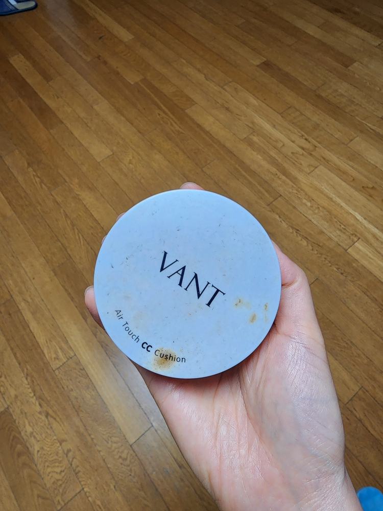 반트36.5 (VANT36.5) 에어터치 씨씨 쿠션 [SPF40/PA+++] [21호 라이트베이지] review image