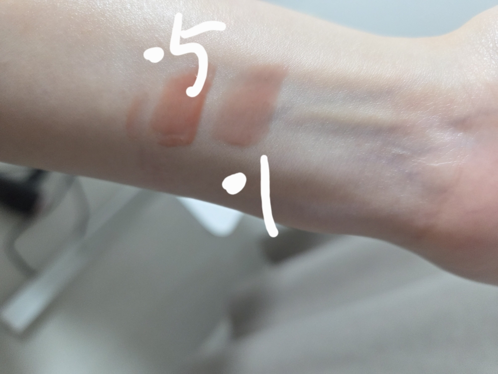 밀크터치 (MilkTouch) 듀 스테인 쉬어 립 글로스 [01 모닝헤이즈] review image