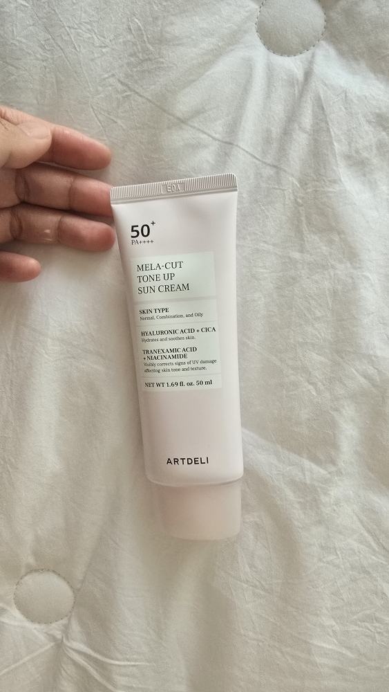 ARTDELI Mela Cut Tone-Up Sun Cream [SPF50+/PA++++] review image