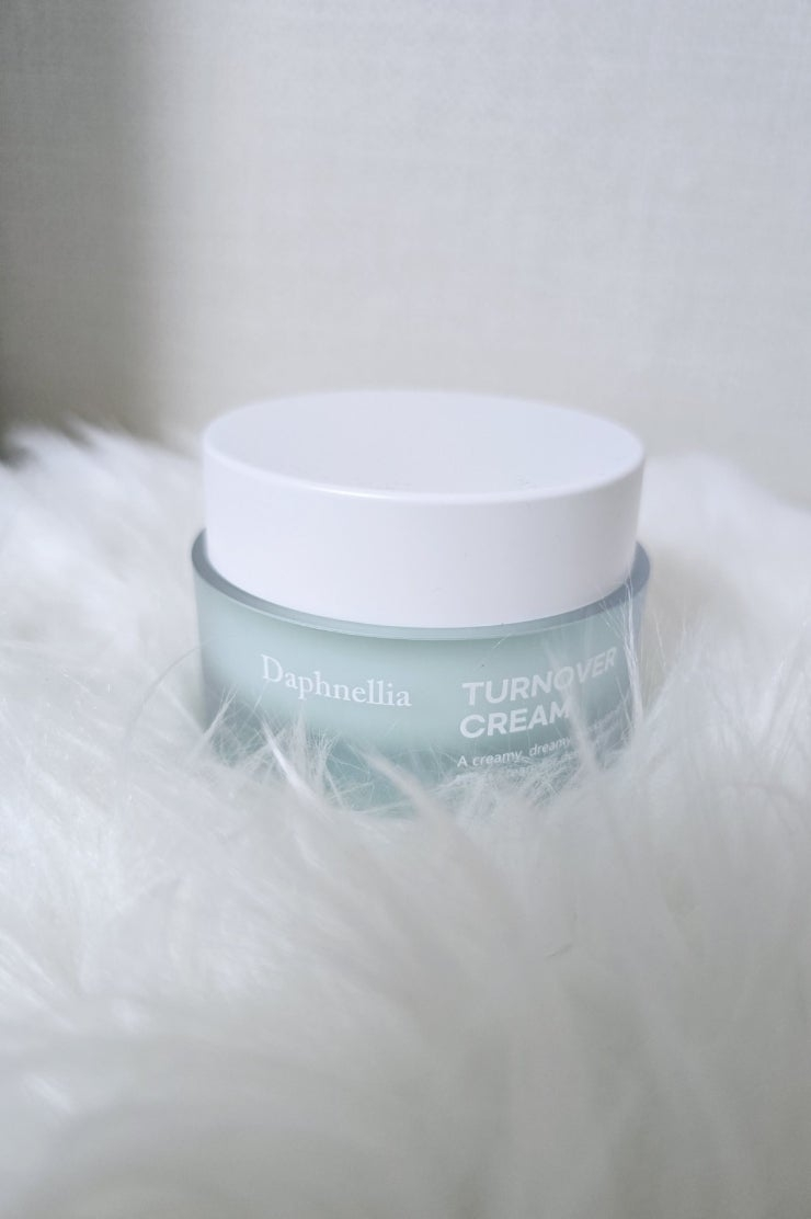 다프넬리아 (Daphnellia) 턴오버 크림 review image
