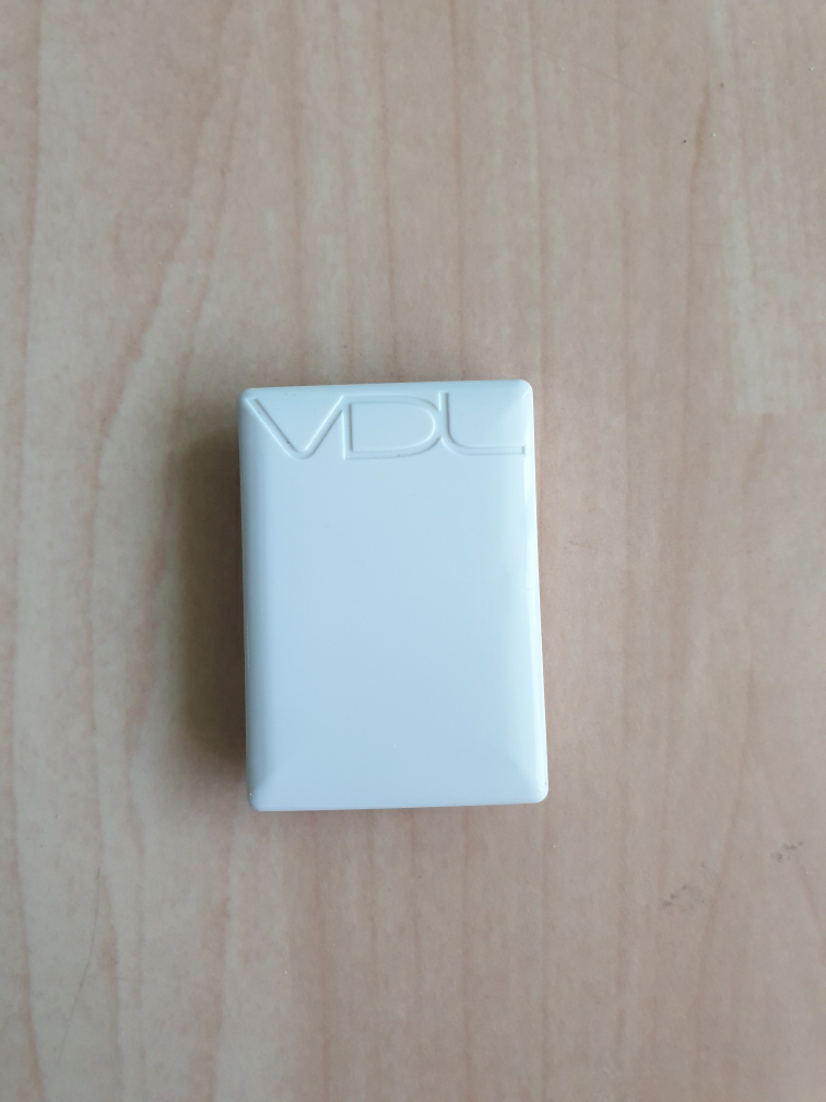 VDL (브이디엘) 아이스테인 에센셜 섀도우 듀오 [06 타임리스그레이] review image