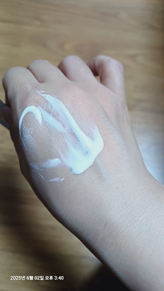 W.피부연구소 (W.SKINLABORATORY) 화이트 글루타치온 톤업크림 review image