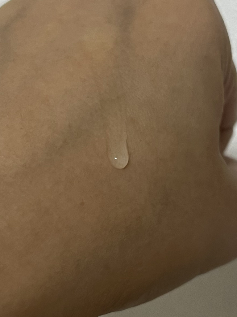 水润玻尿酸精华的真实用户使用照片