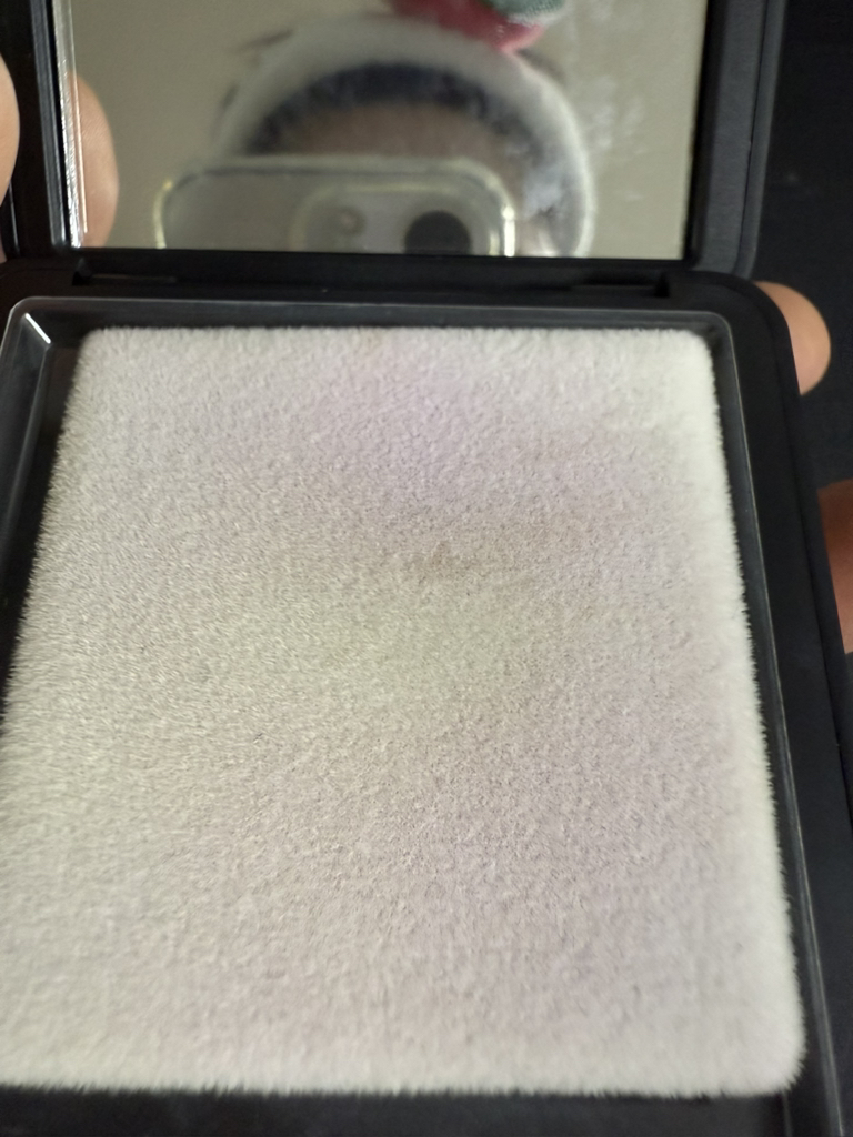 메이크업포에버 (MAKEUPFOREVER) HD SKIN 퍼펙팅 프레스드 파우더 [0.2 라벤더] review image