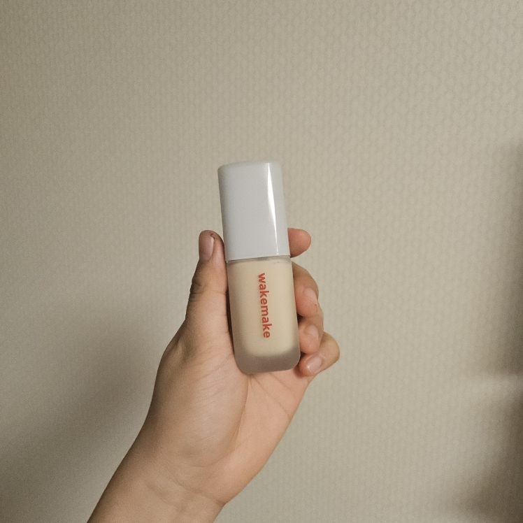 웨이크메이크 (wakemake) 심리스 웨어 파운데이션 [SPF30/PA+++] [22 뉴트럴] review image