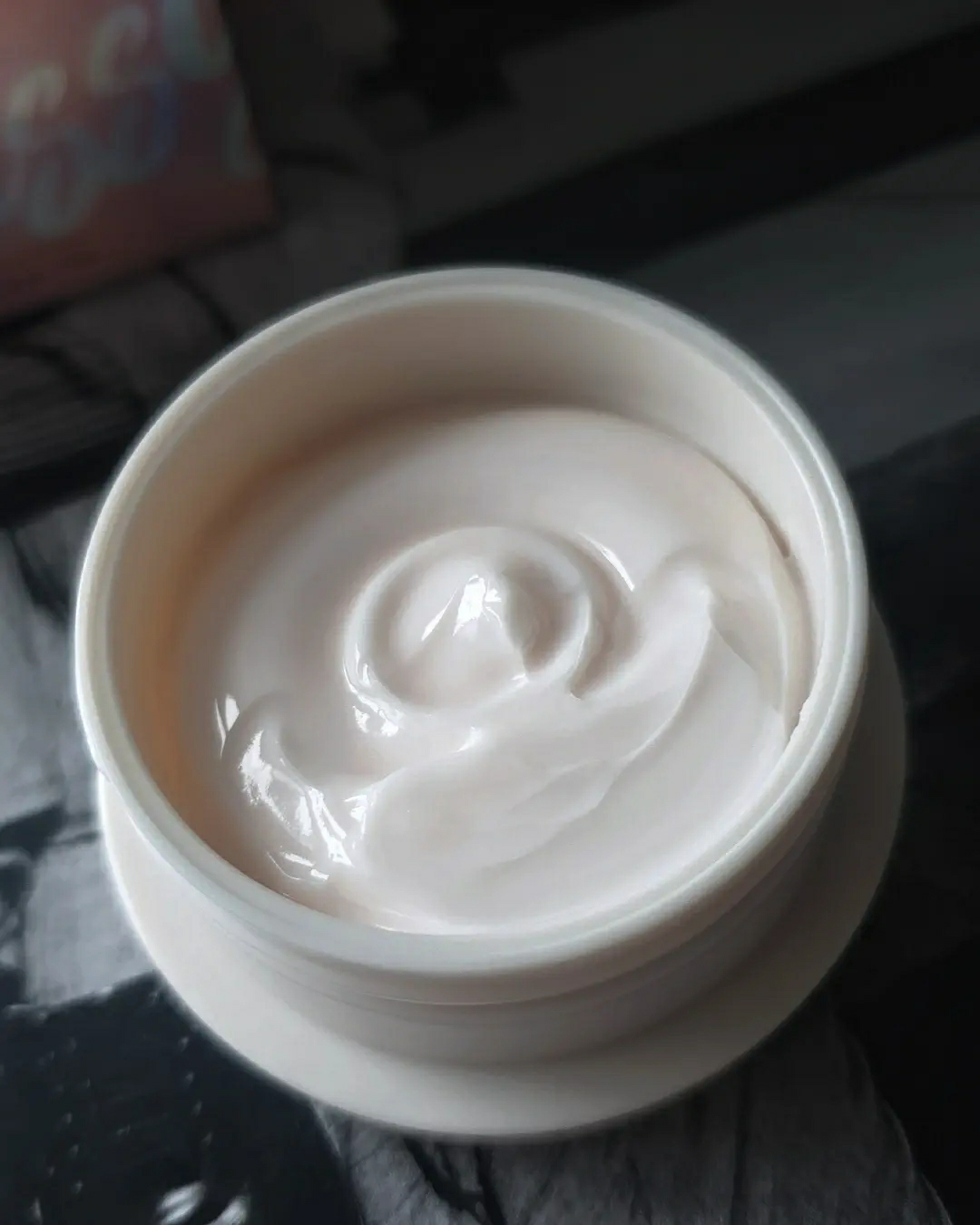 터치인솔 (TouchinSol) 프리티필터 글래시 스킨 밤 review image