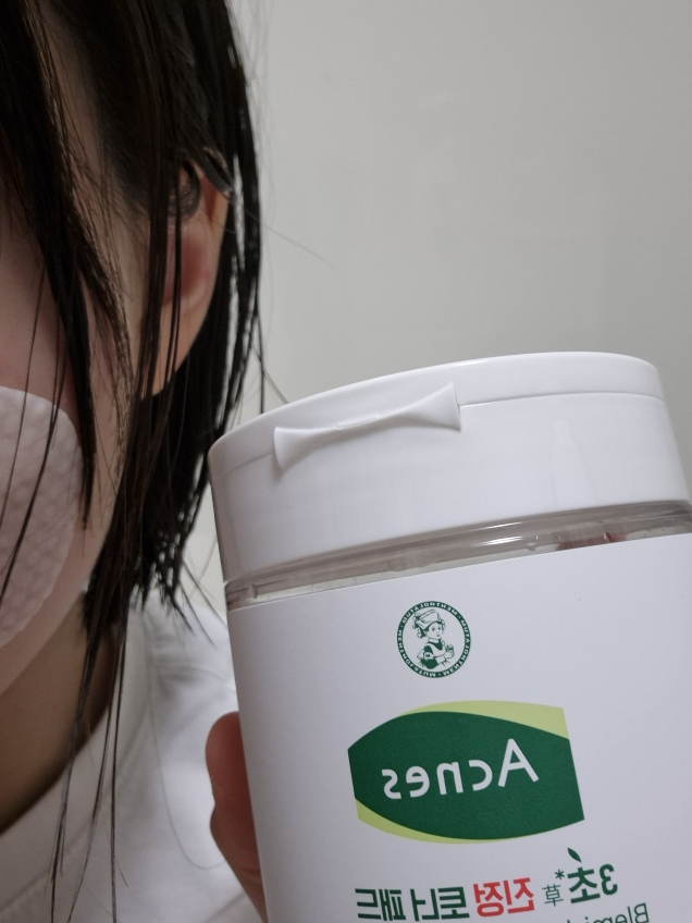 아크네스 (Acnes) 3초 진정 토너 패드 review image