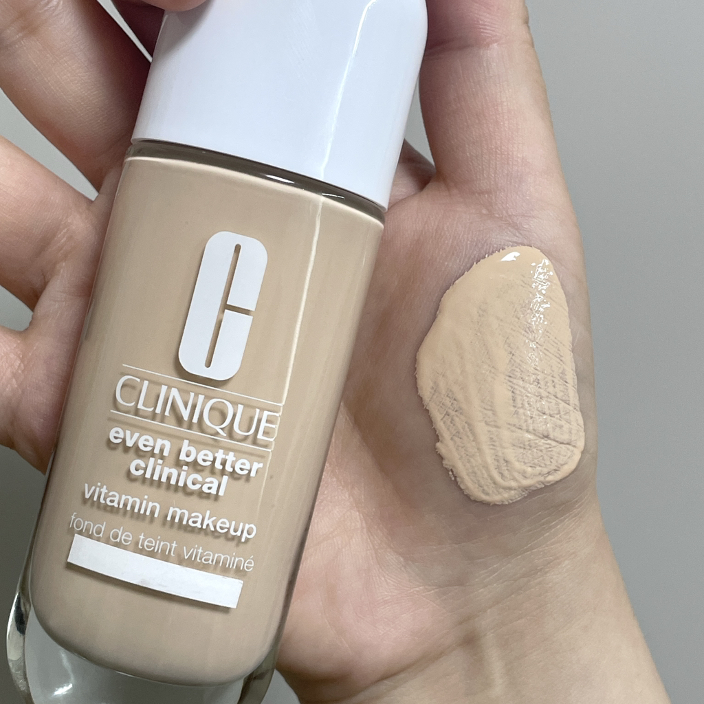 크리니크 (CLINIQUE) 빛타민파운데이션 [61 아이보리] review image