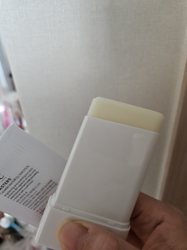 AHC (에이에이치씨) 마스터즈 카밍 워터풀 선스틱 [SPF50+/PA++++] review image
