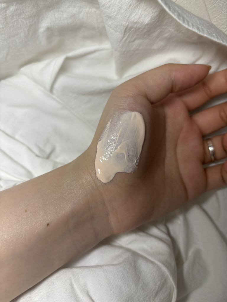 더샘 (theSAEM) 유브이 퍼펙션 포어리스 톤업 선 크림 [SPF50+/PA++++] review image