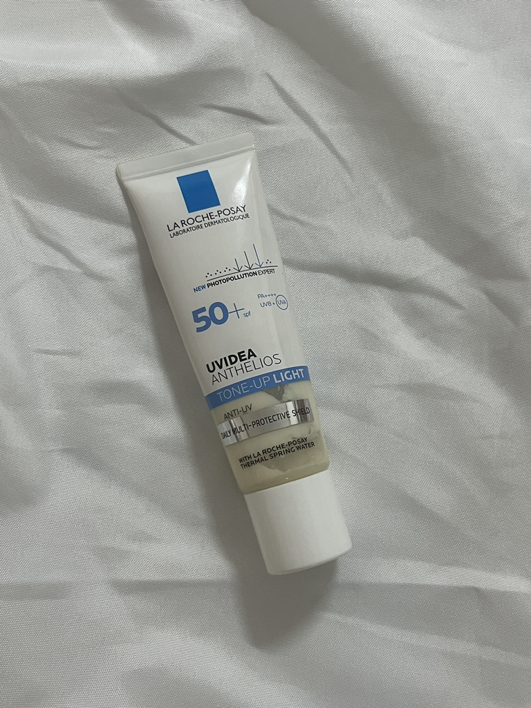 라로슈포제 (LAROCHE-POSAY) 유비데아 안뗄리오스 선크림 [SPF50+/PA++++] [톤업라이트] review image