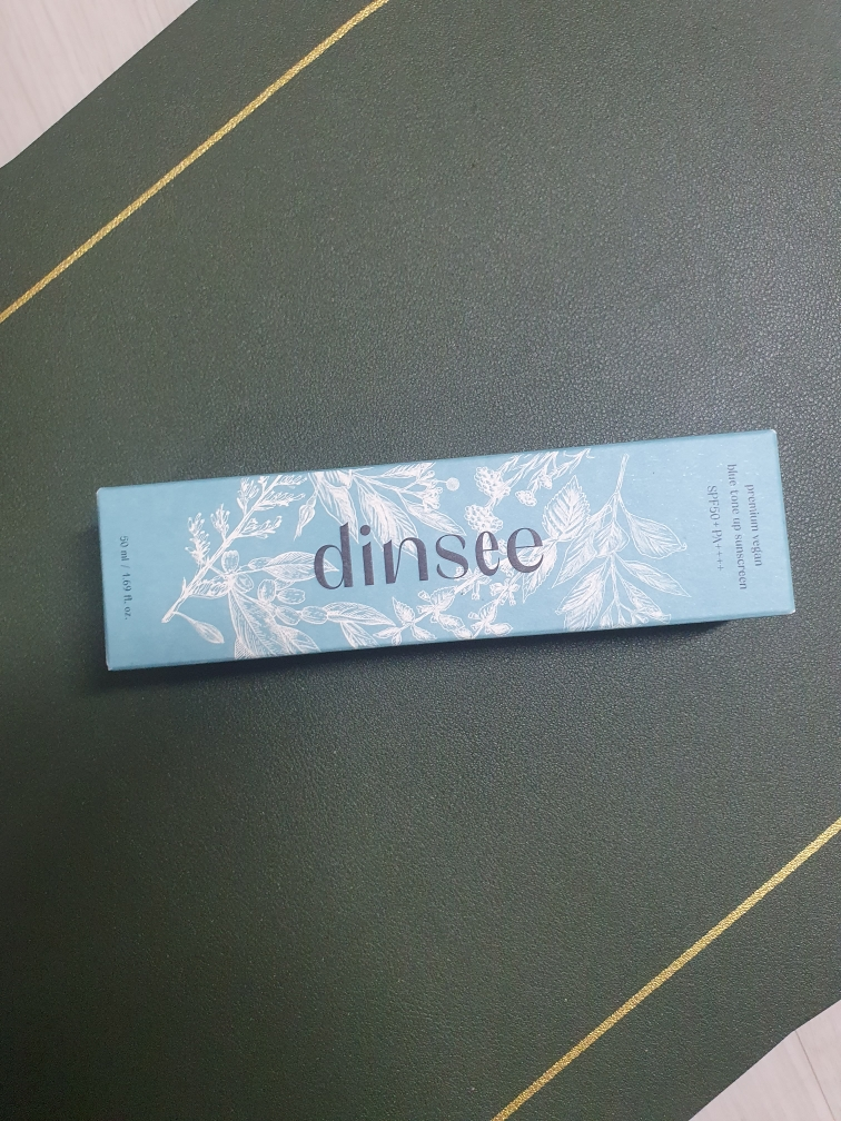 딘시 (dinsee) 프리미엄 비건 블루 톤 업 선크림 [SPF50+/PA++++] review image